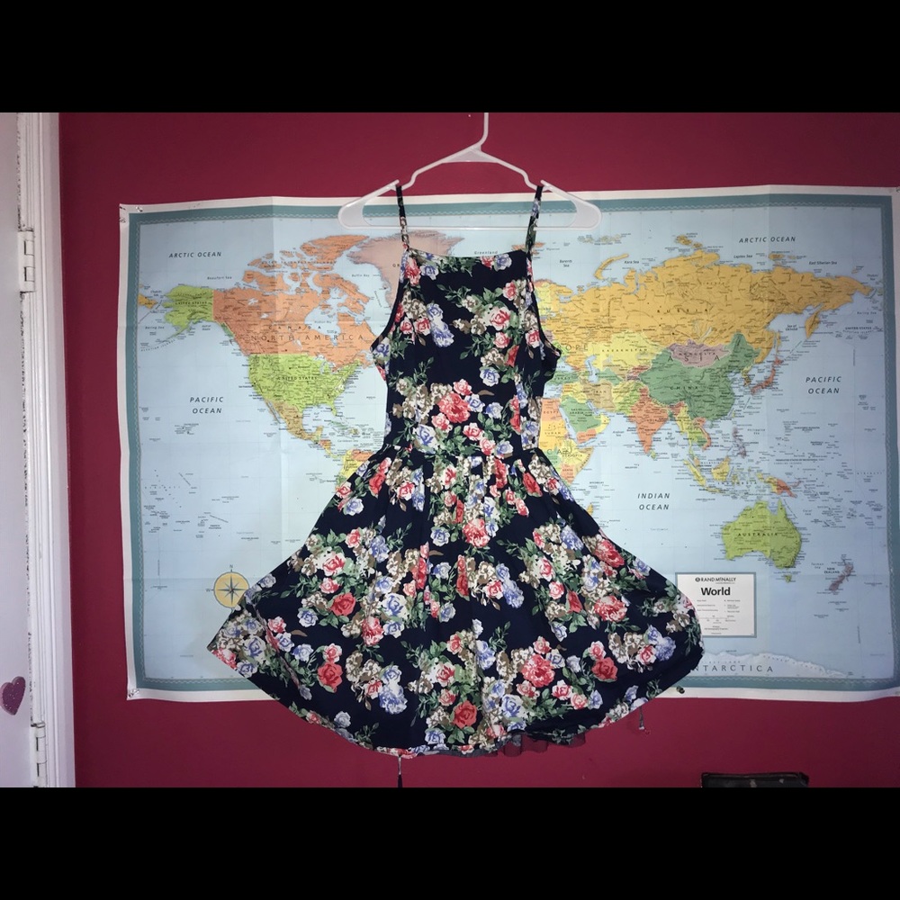Flower pattern dress